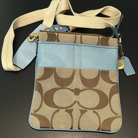 Coach signature C monogram crossbody bag - Picture 8 of 12